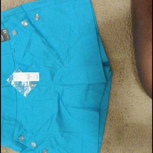 7th Avenue blue shorts signature fit